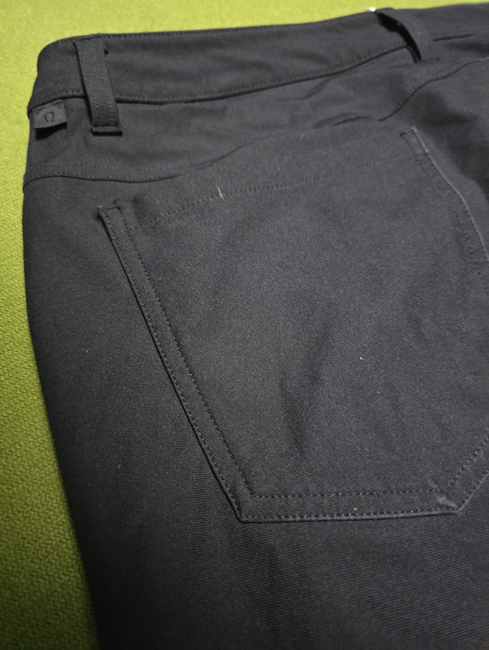 lululemon athletica Black Performance Leggings with Back Pocket
